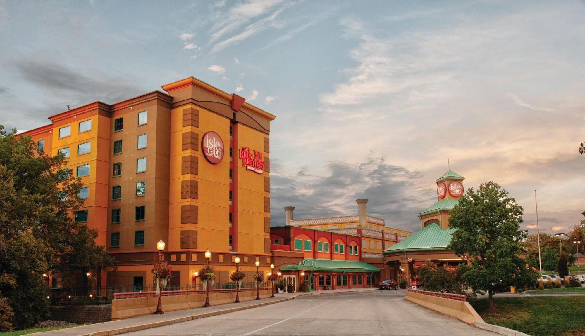 Isle Of Capri Casino Hotel Boonville Exterior photo